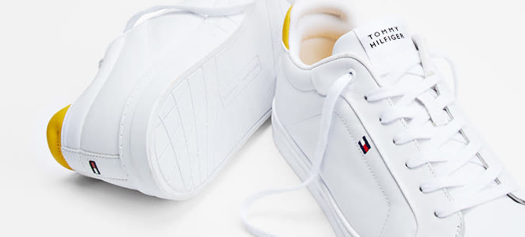 Sneakers