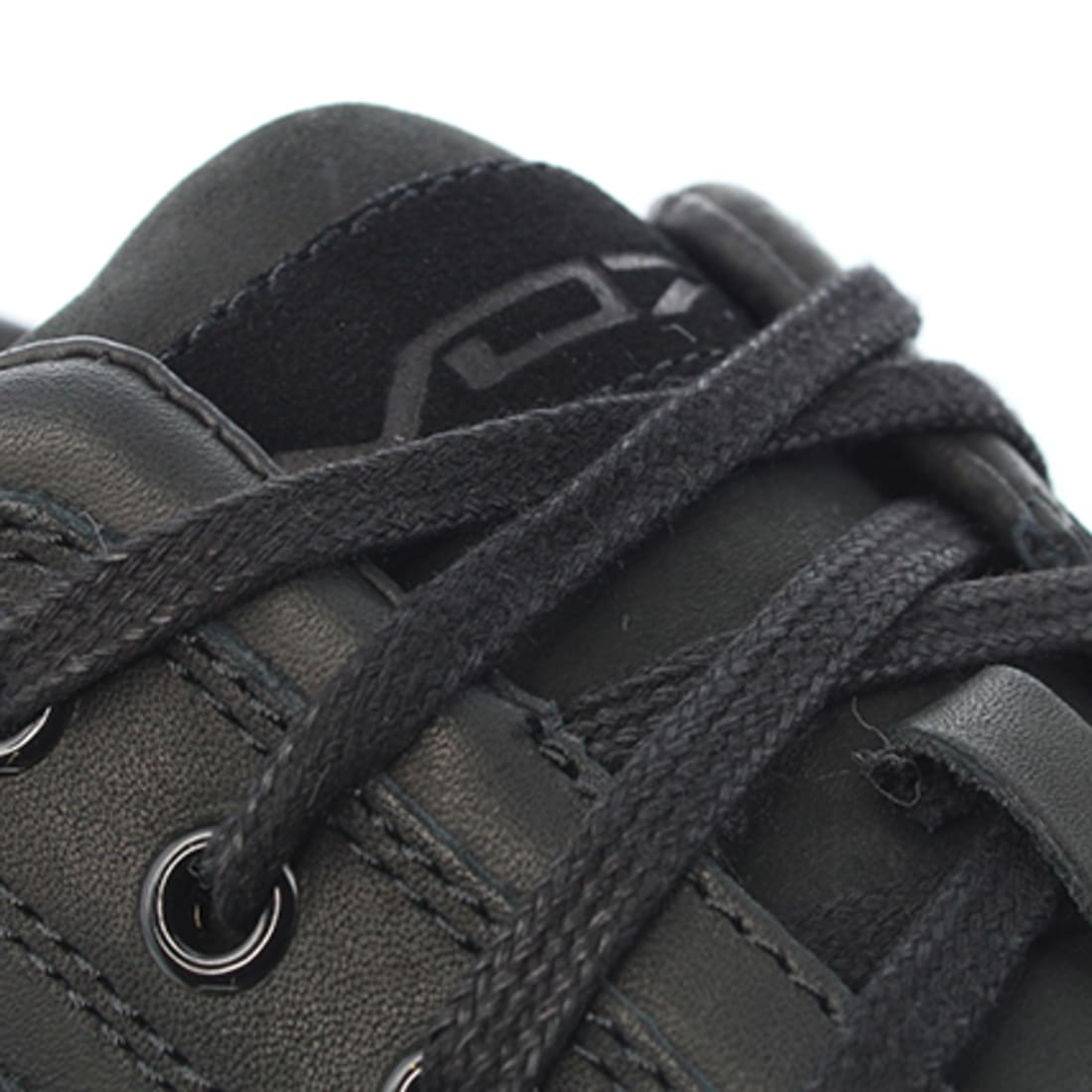 VO7 Baskets Yacht Leather Noir