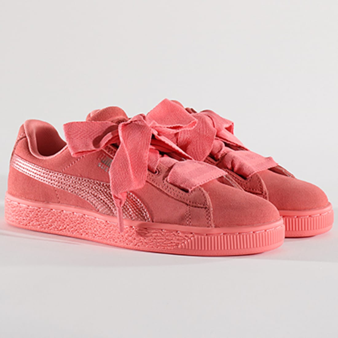 puma rose noeud