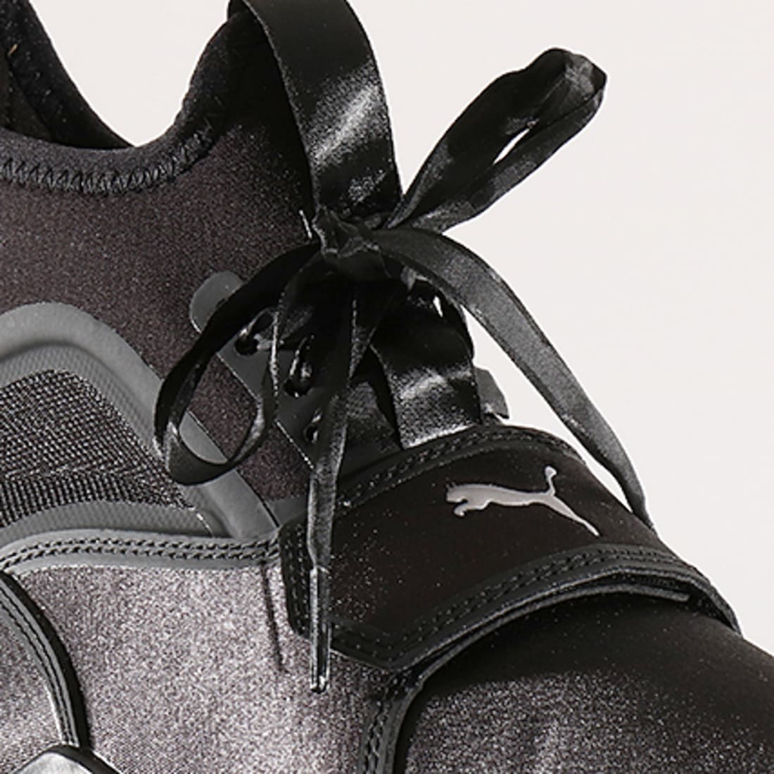 puma phenom satin black