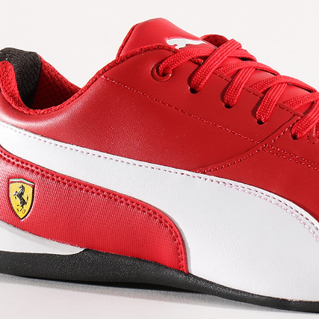 Puma Baskets Ferrari Drift Cat 7 305998 01 Rosso Corsa White Black