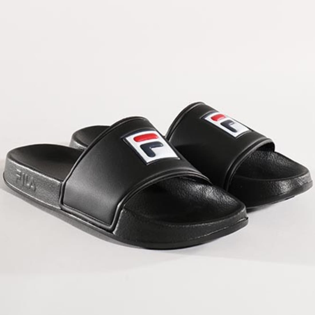 claquette fila fille