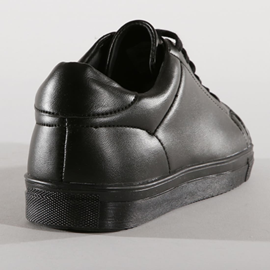 Lbo Baskets Nz 001 441 Noir Semelle Noir Laboutiqueofficielle Com