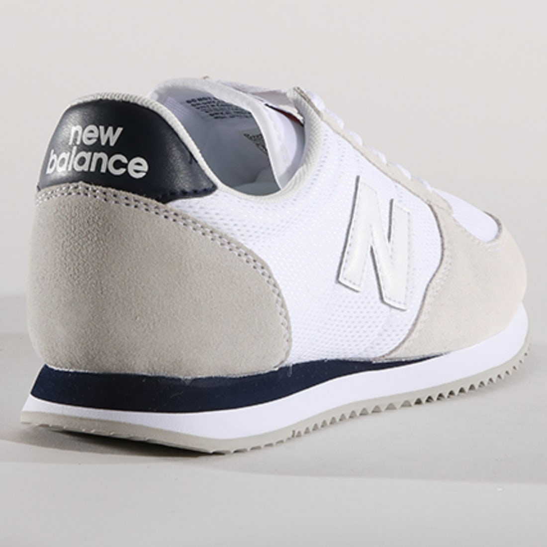 New Balance Baskets 220 Running White LaBoutiqueOfficielle