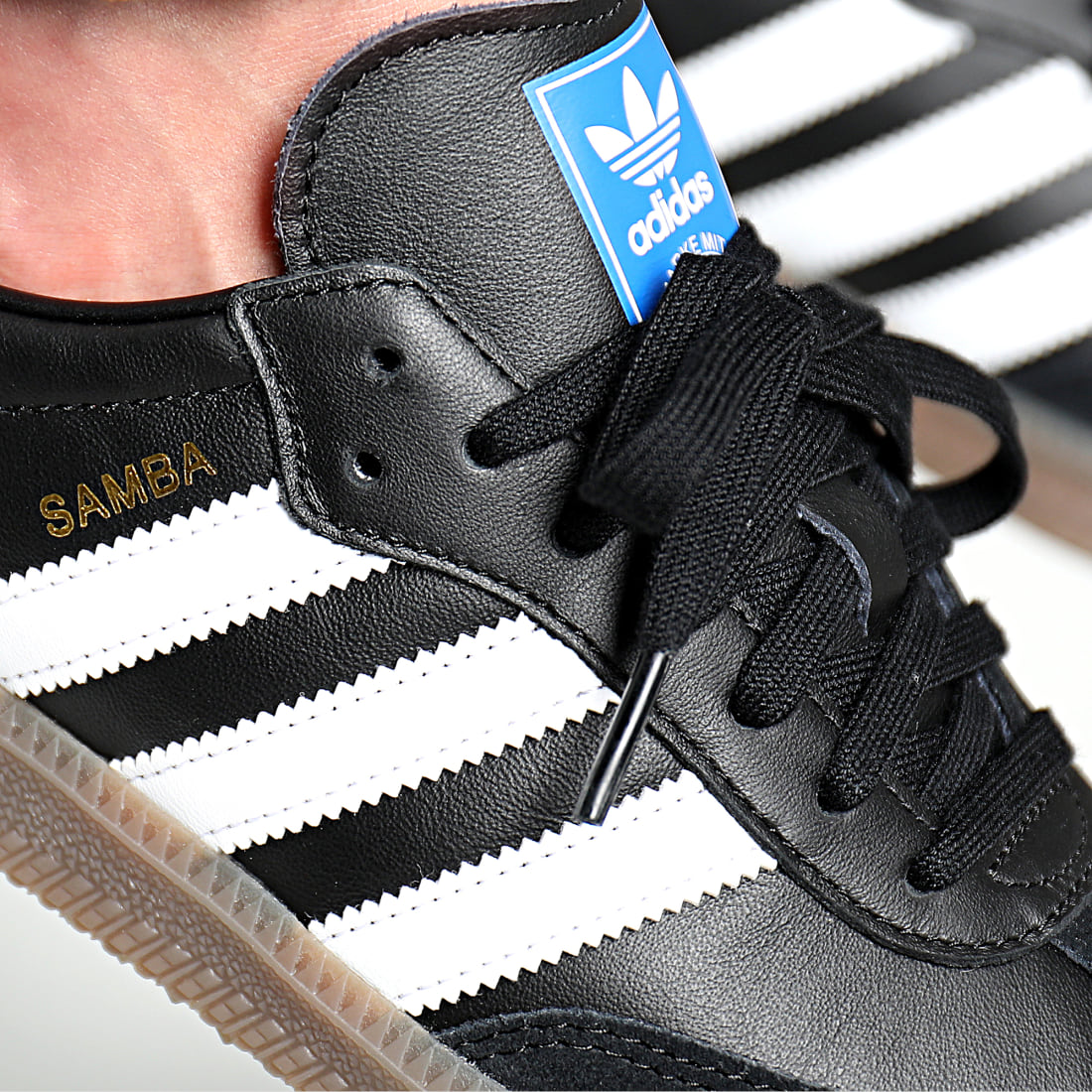 adidas b75807