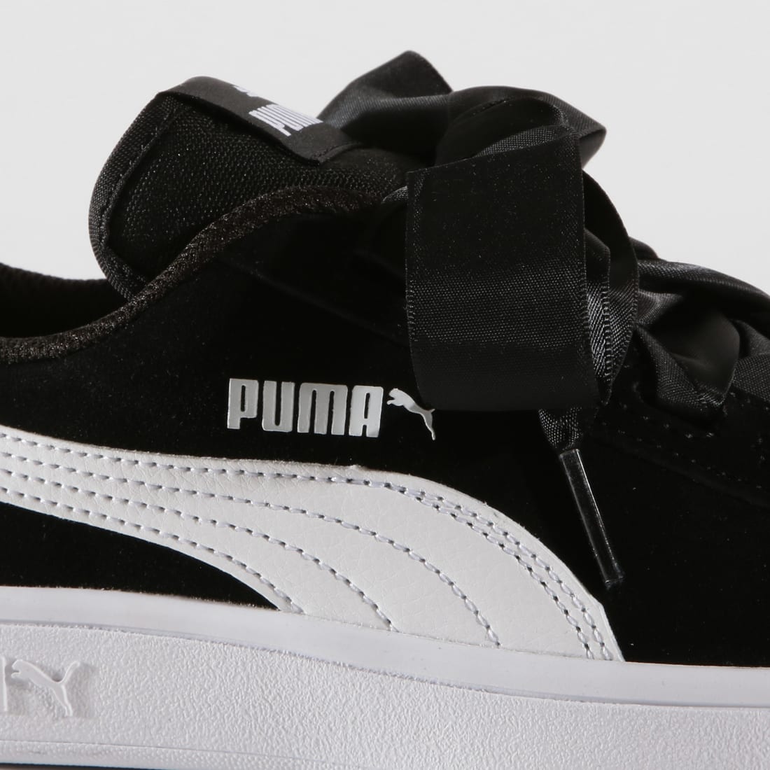 Puma - Baskets Femme Smash V2 Ribbon 366003 01 Black White ...