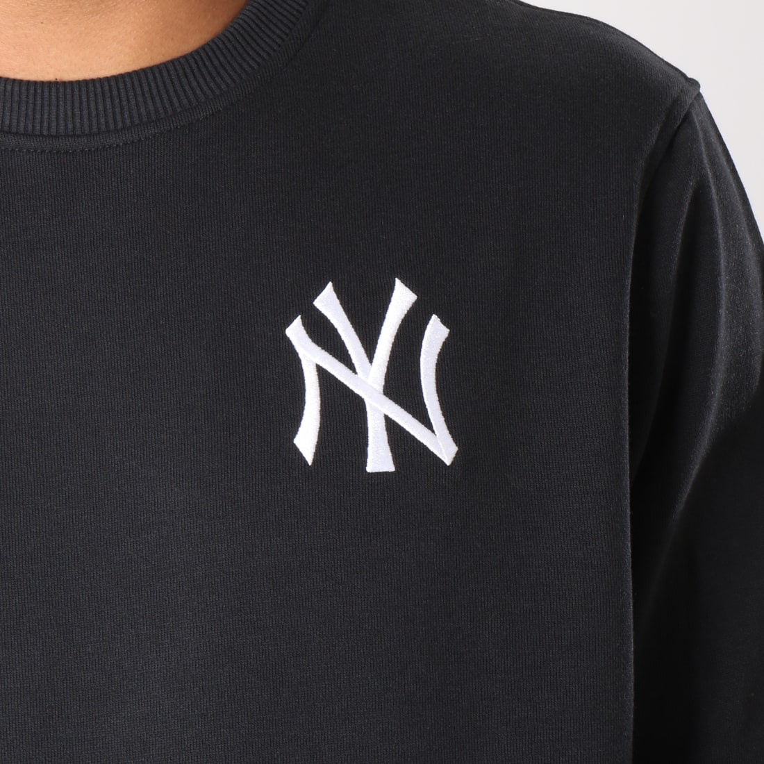 Crewneck yankees clearance