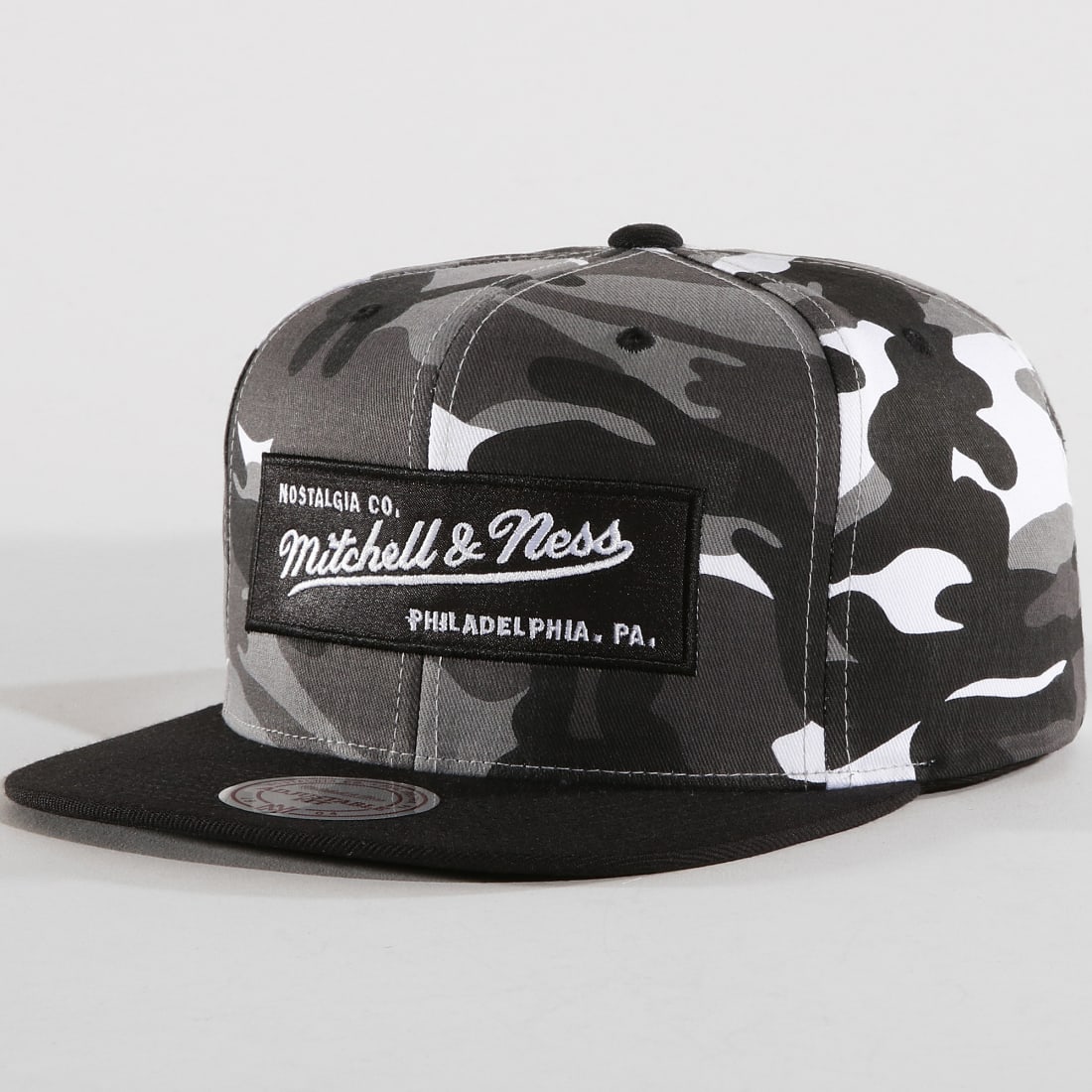 Mitchell & Ness Nostalgia Box Logo Urban Camo Black NE18Z Snapback Cap 