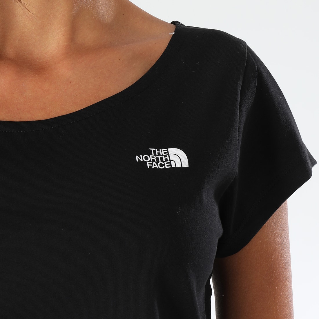 The North Face - Tee Shirt Femme Red Box 3BOB Noir - LaBoutiqueOfficielle.com