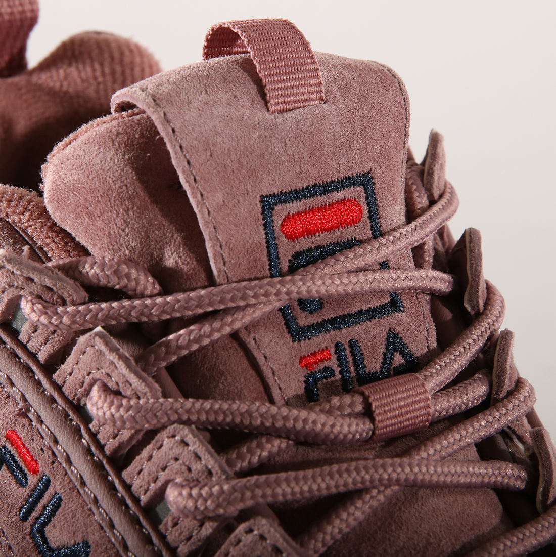 Fila disruptor ash online