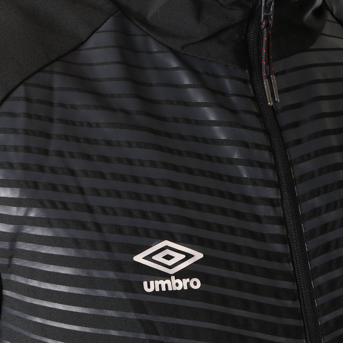 Umbro - Ensemble De Survetement Woven 644640-60 Noir -  LaBoutiqueOfficielle.com