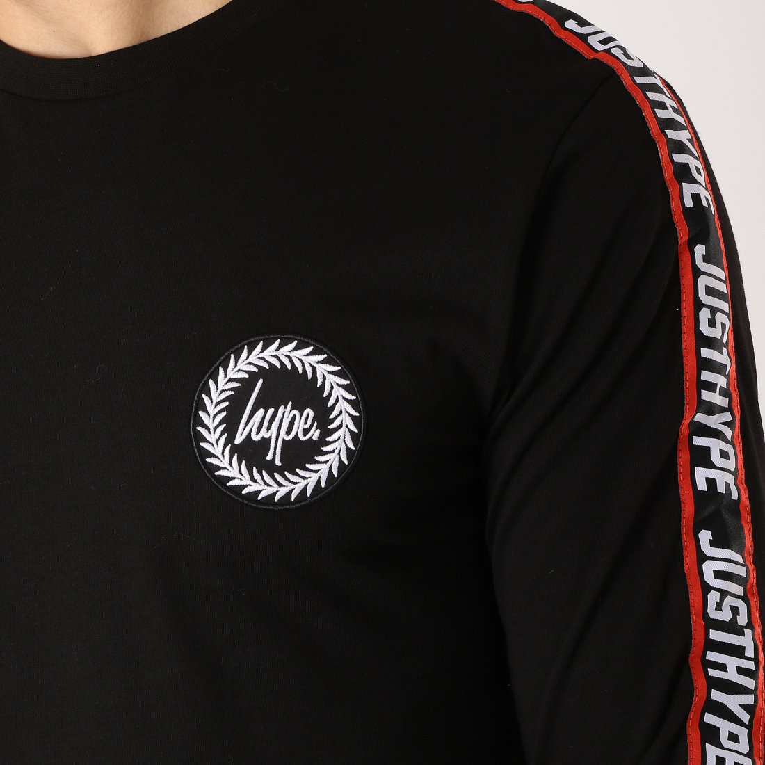 Hype Tee Shirt Manches Longues Bandes Brodées Taylor Tape Noir