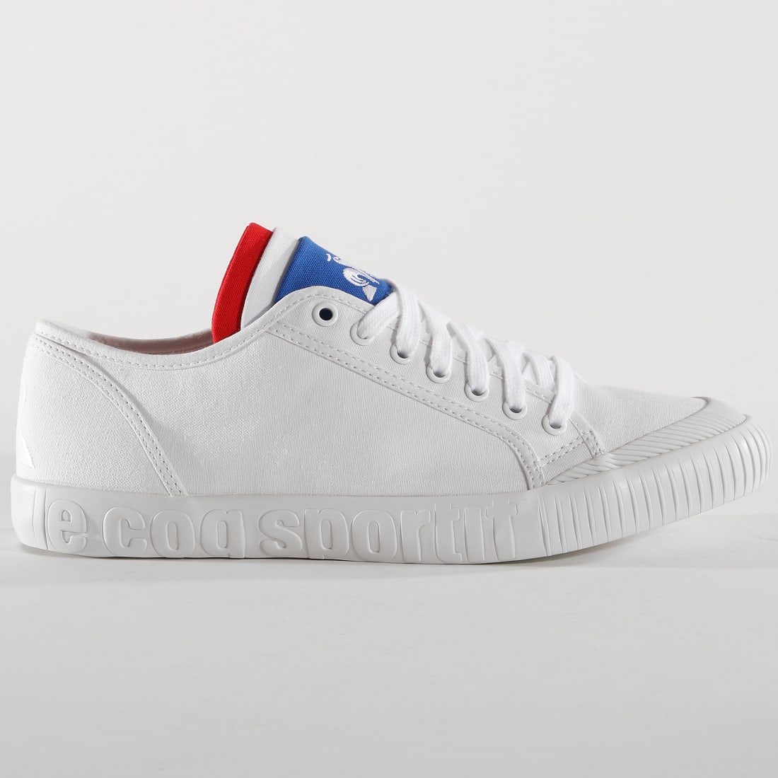 Le coq sportif on sale nationale