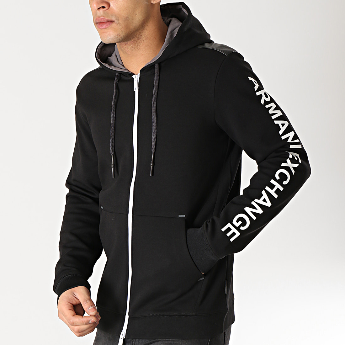 Armani Exchange Sweat Zippé Capuche 3GZM83ZJQ2Z Noir