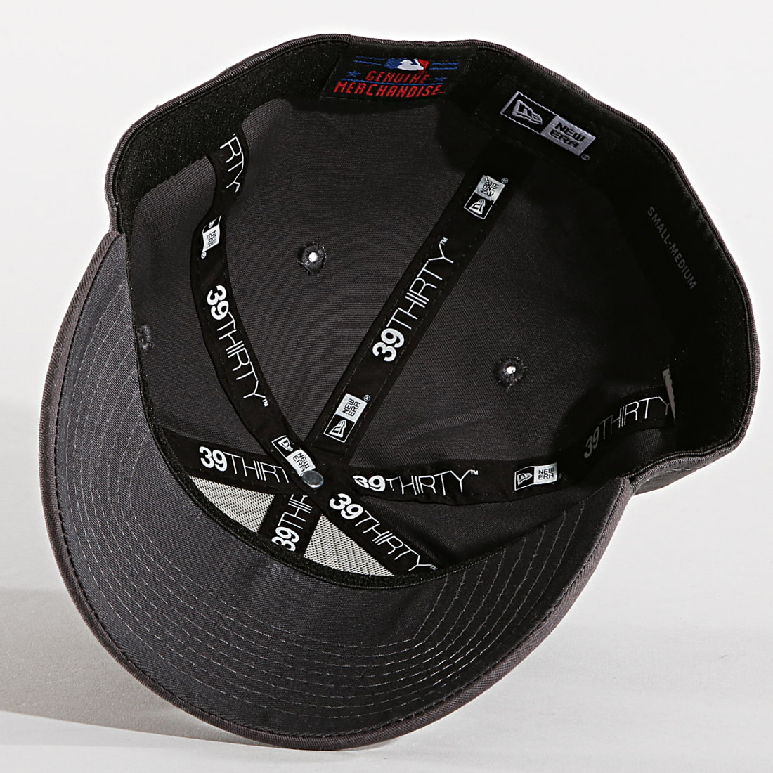 New Era - Casquette Fitted League Essential 39Thirty ...