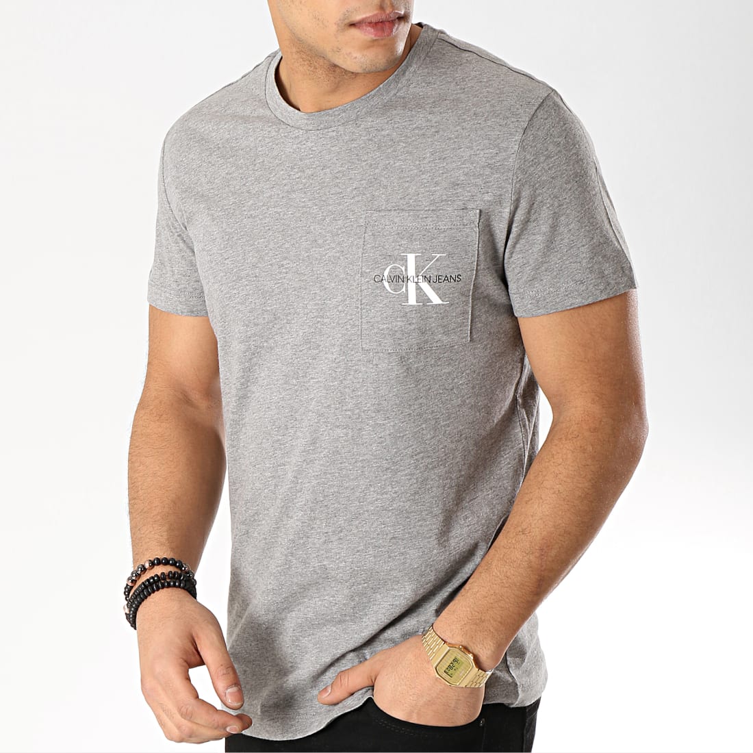 Calvin Klein - Tee Shirt Poche Monogram Pocket Slim 1023 ...