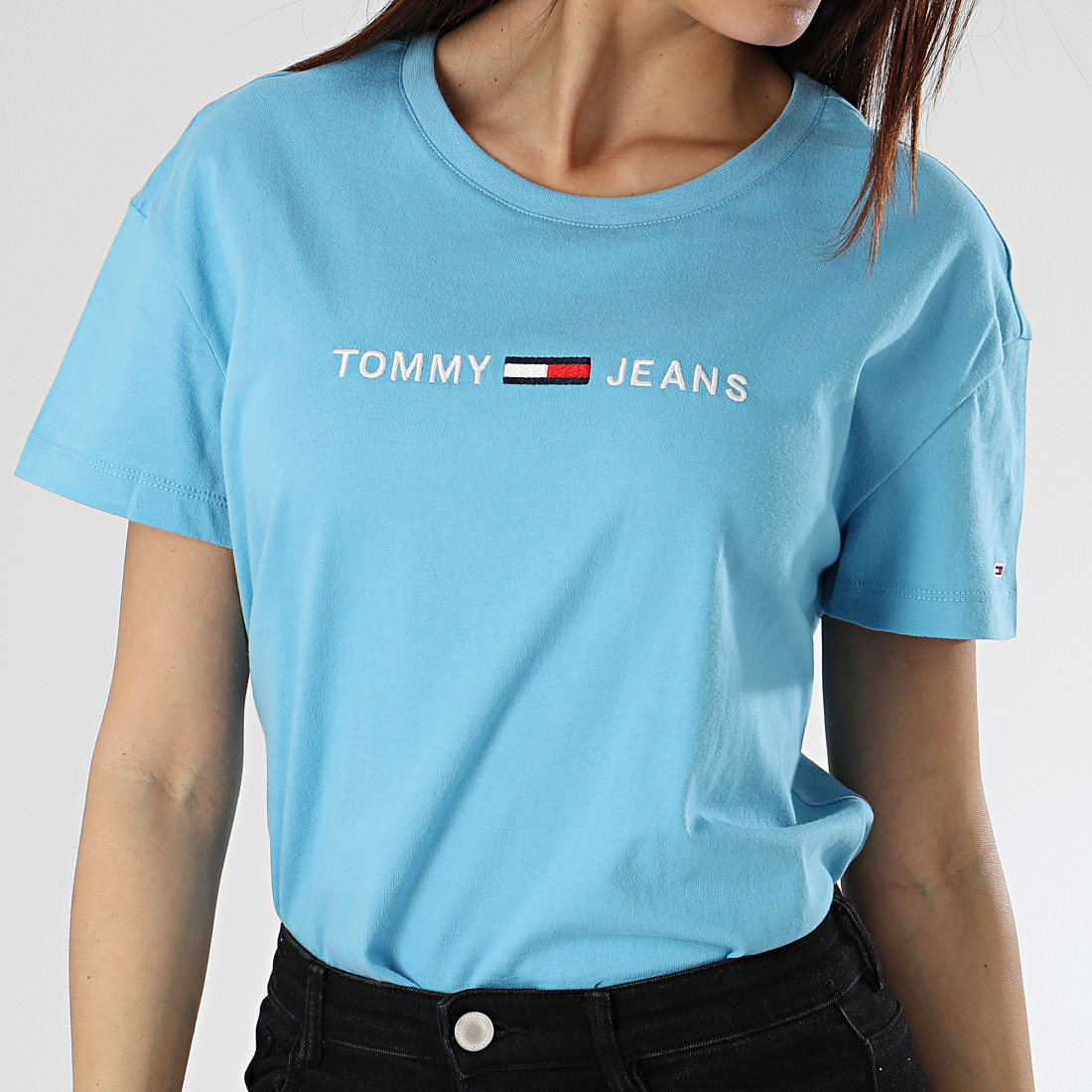 Tommy Hilfiger - Tee Shirt Femme Clean Boxy Logo 5455 Bleu ...