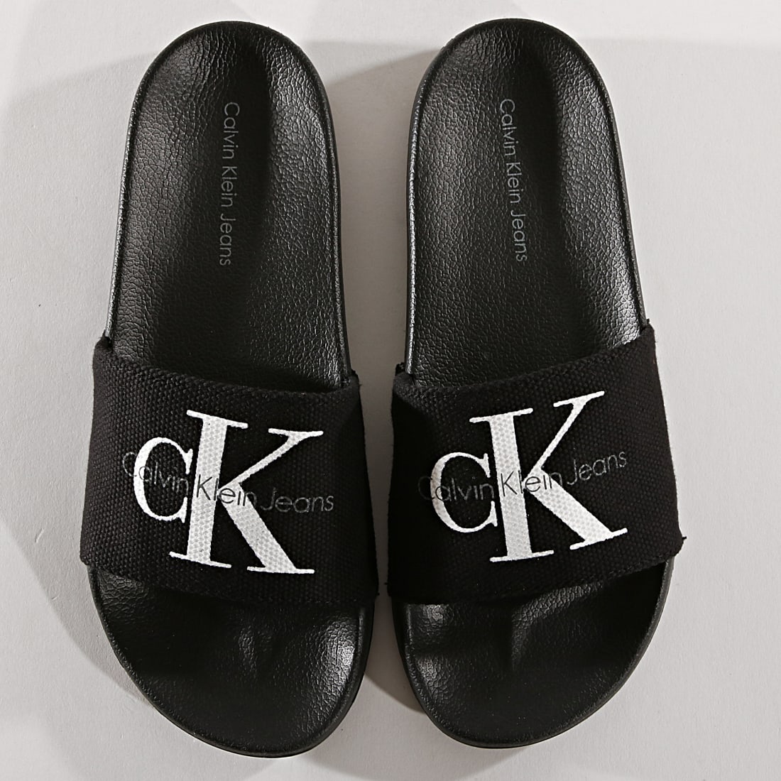 claquettes calvin klein femme