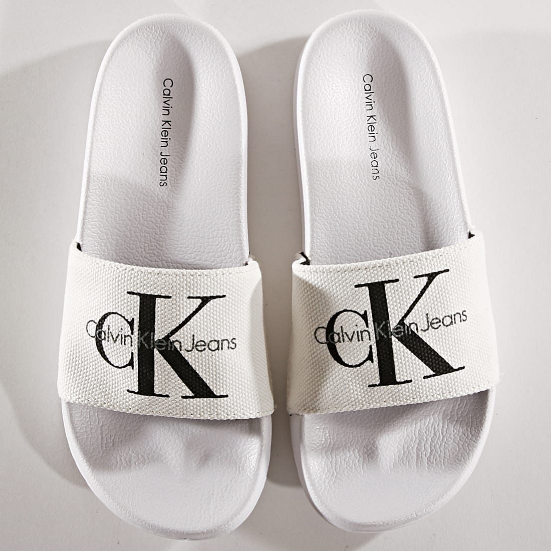 claquettes calvin klein femme