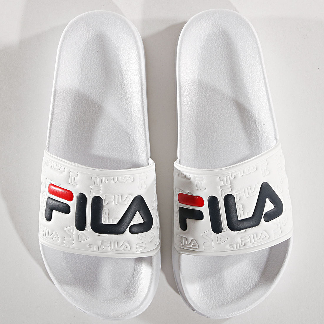 claquette junior fila