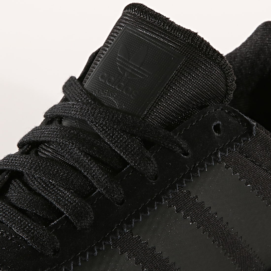 bd7525 adidas
