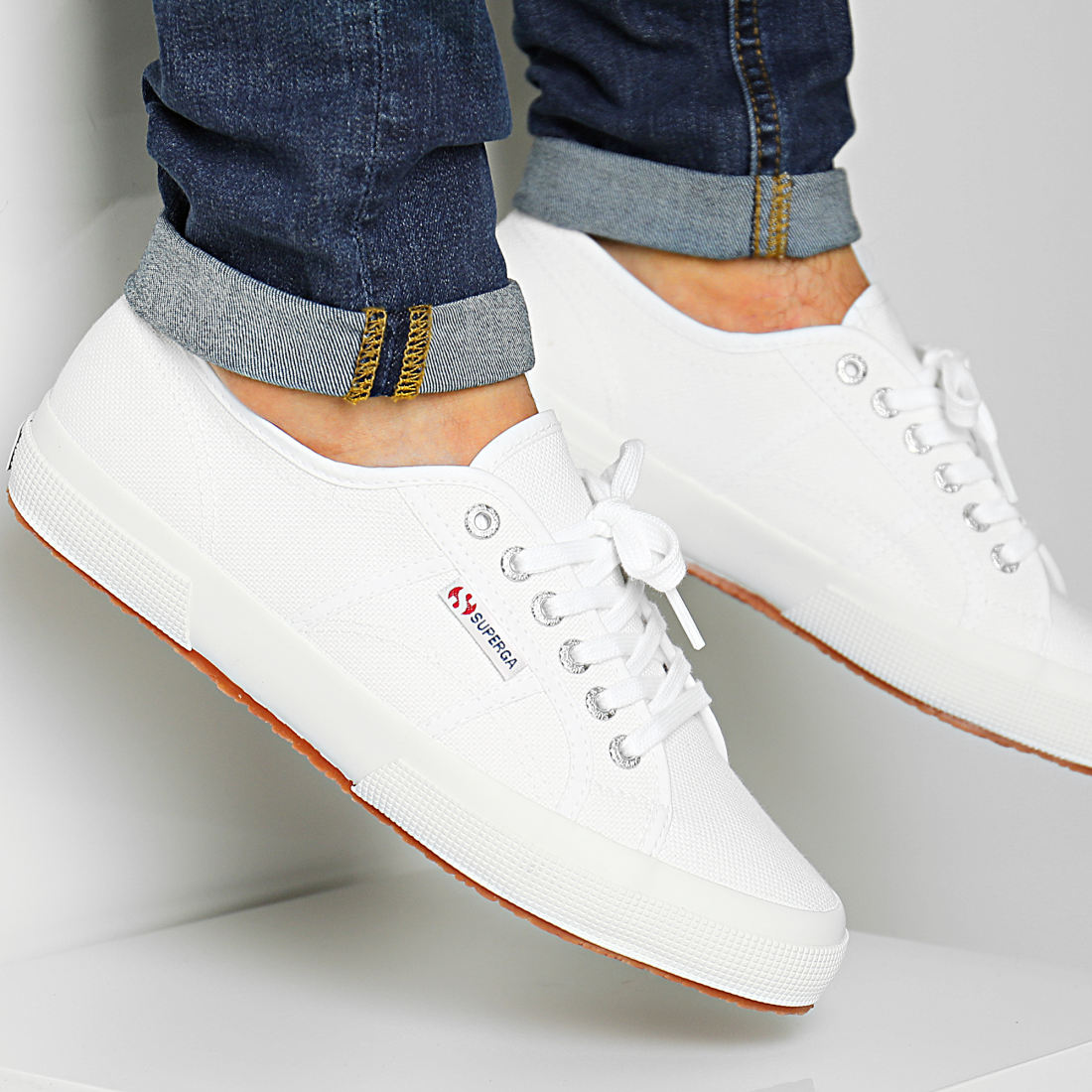 superga classic white