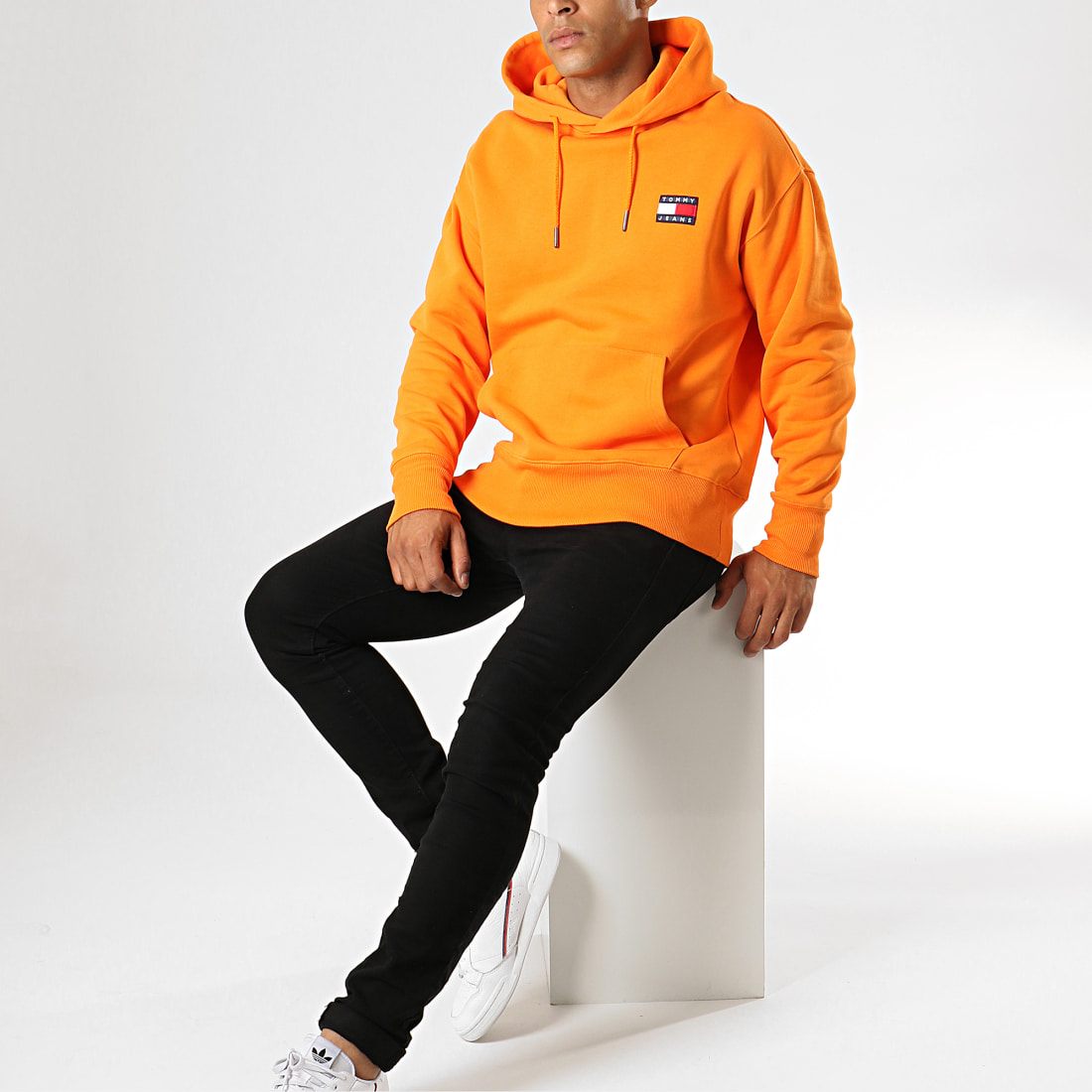 Tommy Hilfiger - Sweat Capuche Badge 6593 Orange ...