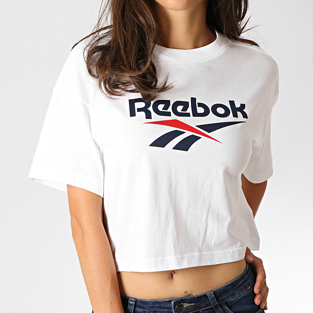 Reebok T Shirt Women's
 Reebok Tee Shirt Crop Femme Classic FK3376 Blanc