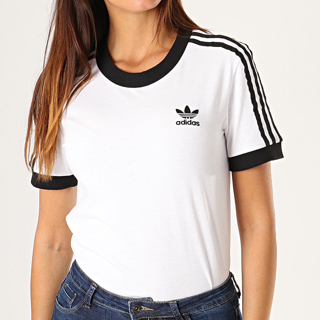 tee shirt adidas femme blanc et noir