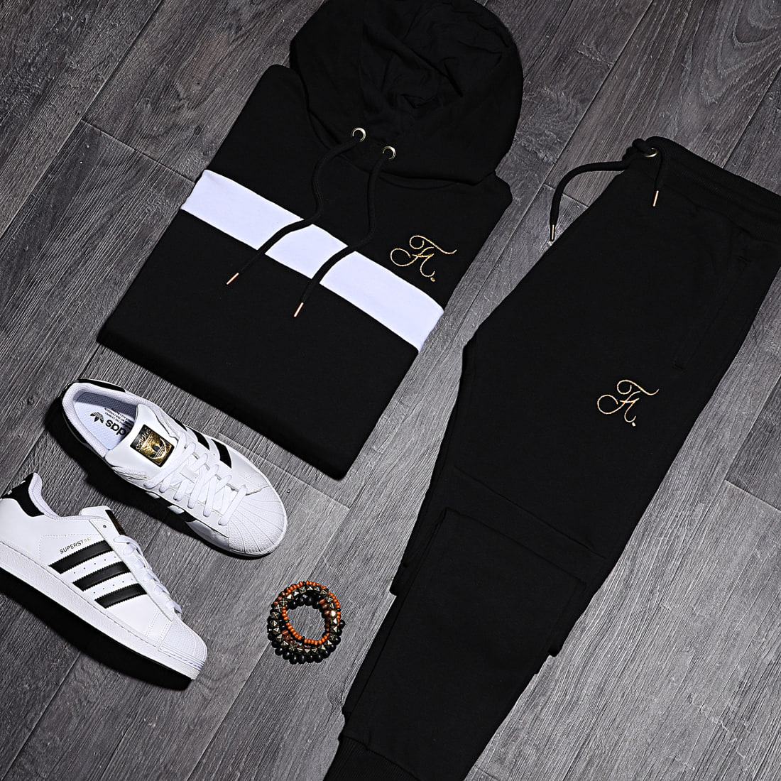 Final Club Ensemble de Survetement Gold Label Avec Bandes Et Broderie