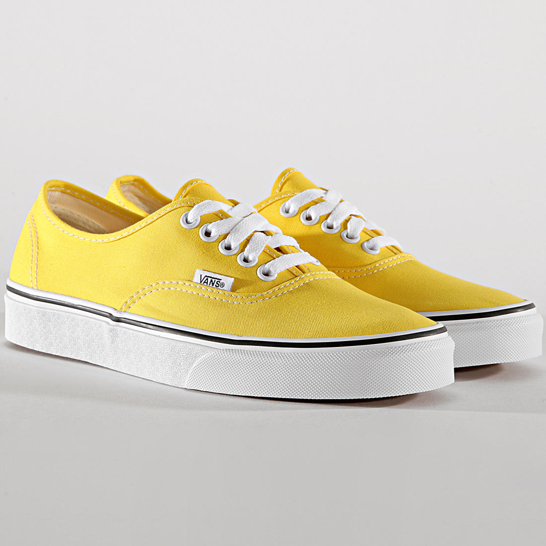 vans jaune et blanche