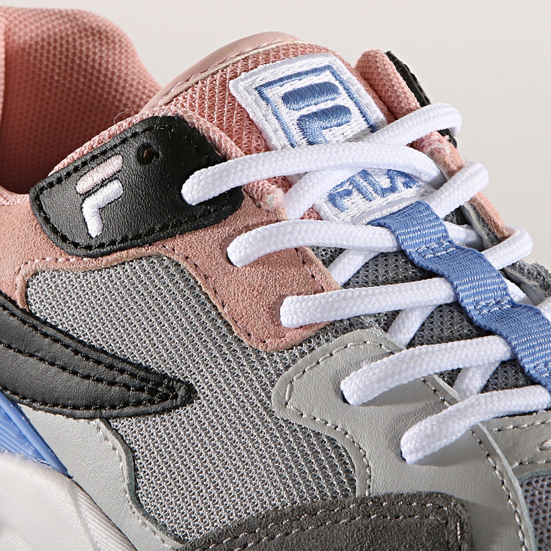 fila skip trainers