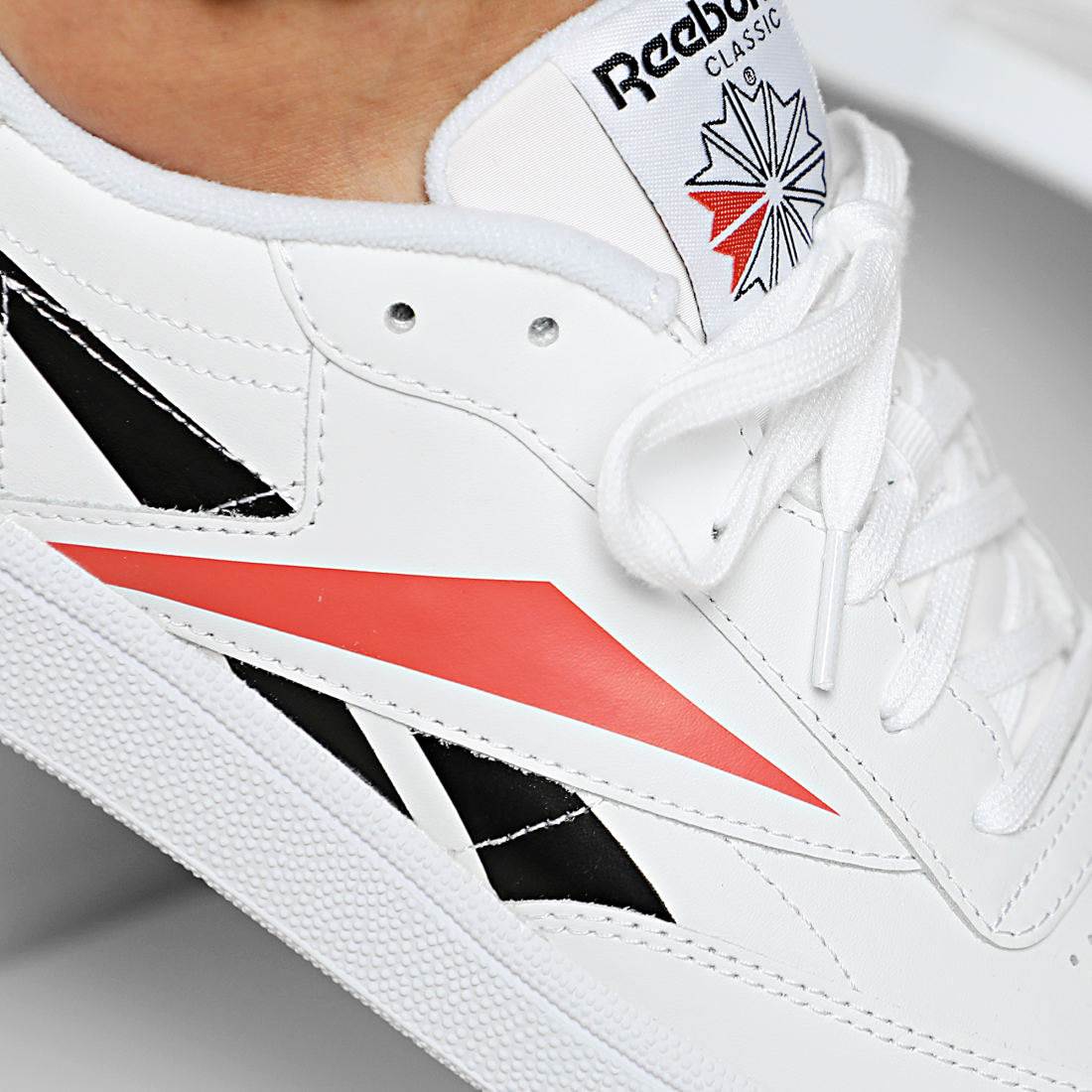Reebok Baskets Classic Leather EG1455 White Black Rosette