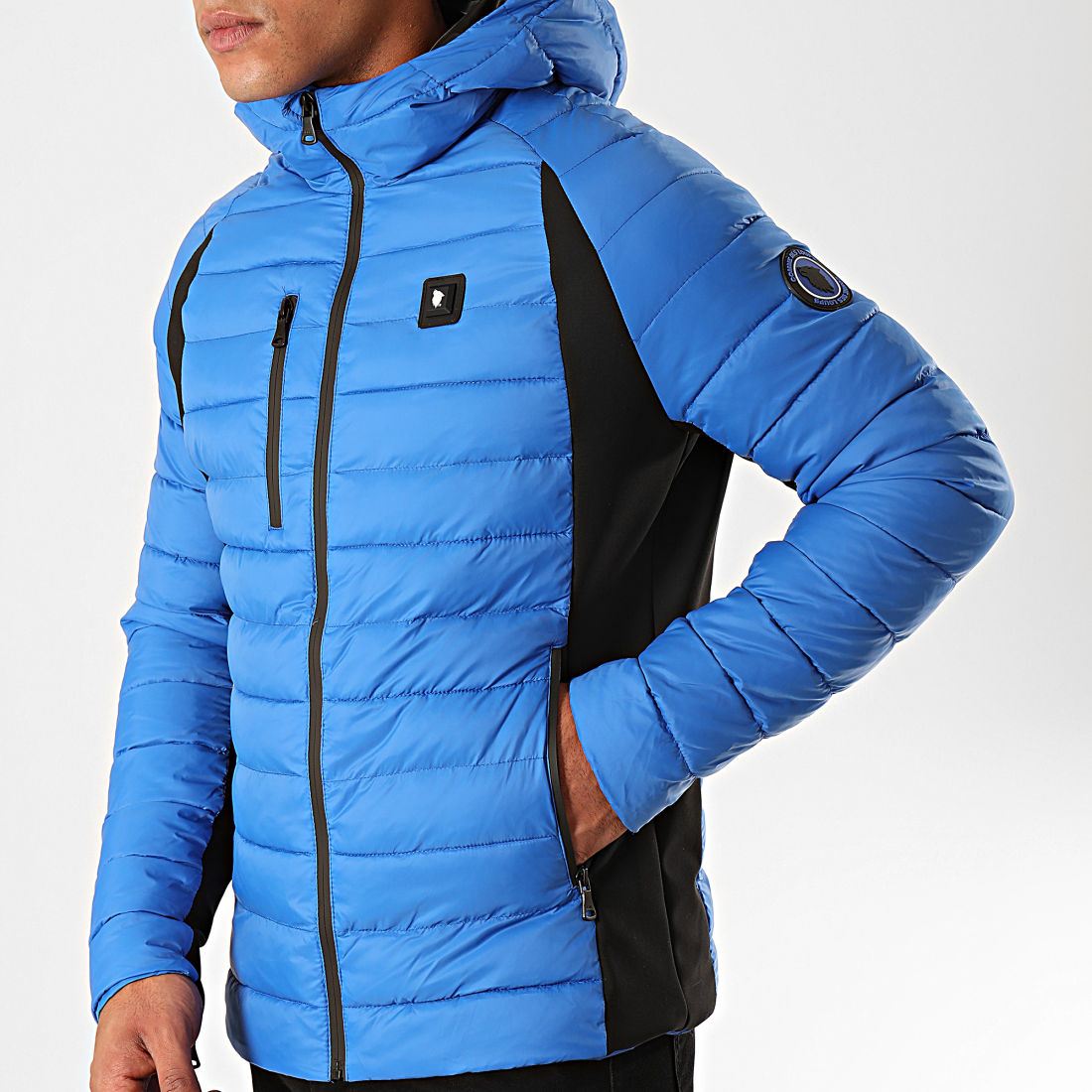 Comme Des Loups - Doudoune Chauffante Capuche Meribel Bleu Electrique ...