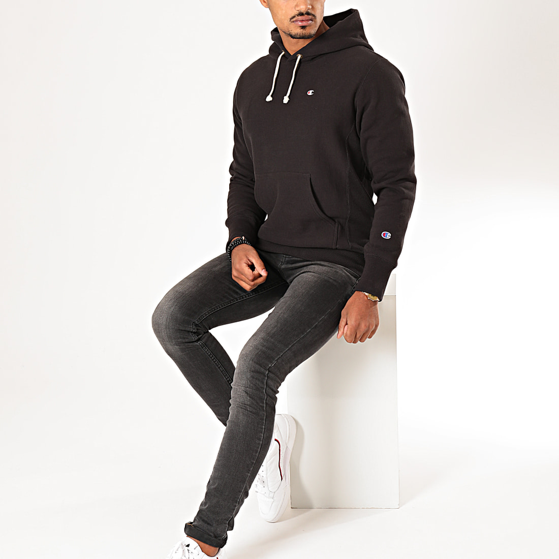 Champion - Sweat Capuche 213606 Noir ...