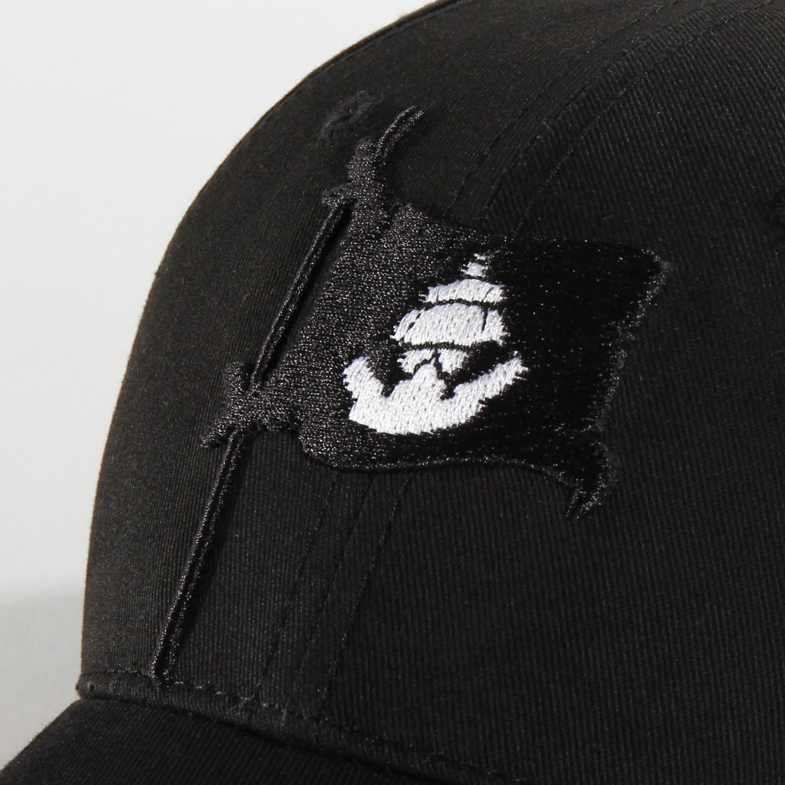 La Piraterie - Casquette Drapeau Noir ...