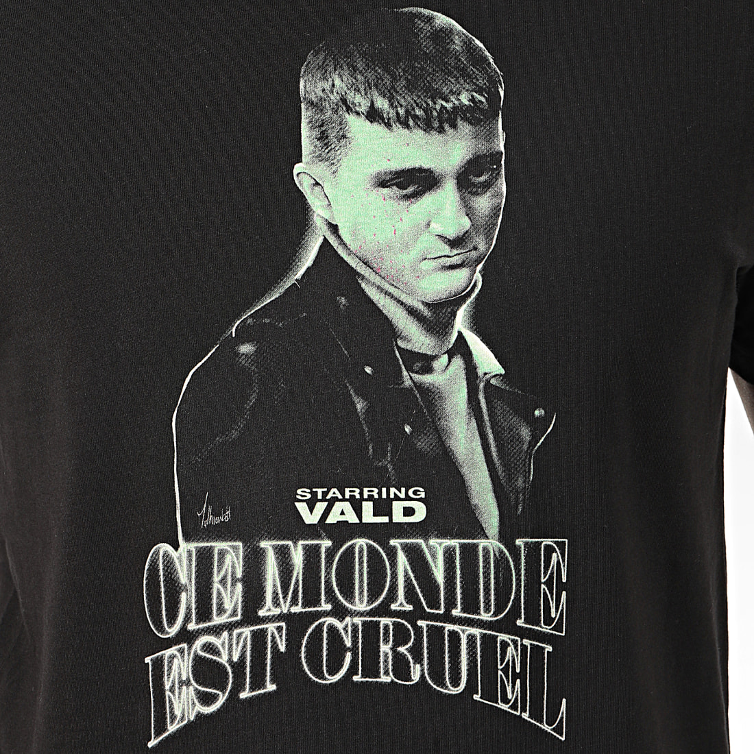 En direct du Japon, Vald balance la date de sortie de “Ce monde est cruel”