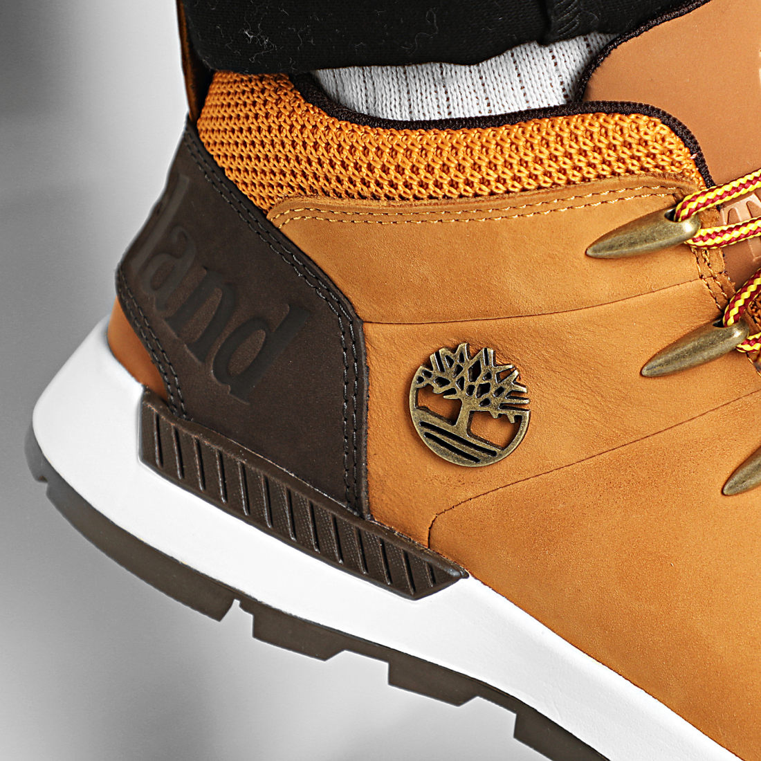 sprint trekker mid wheat nubuck