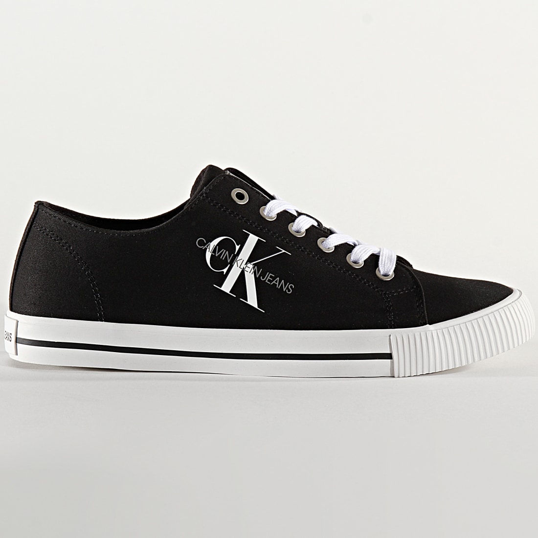 chunky sole lace up calvin klein