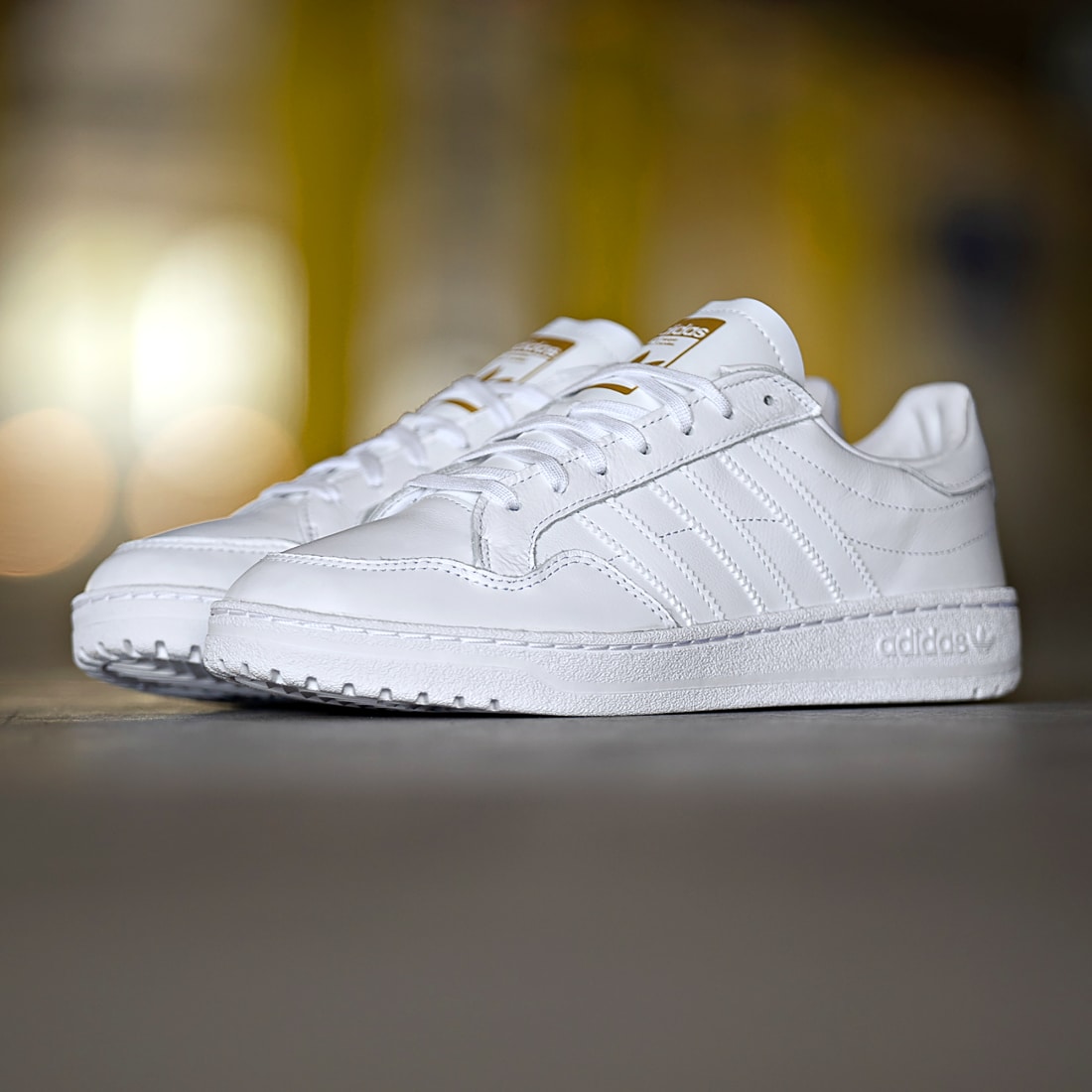 adidas - Baskets Team Court EF6049 Footwear White Gold - LaBoutiqueOfficielle.com