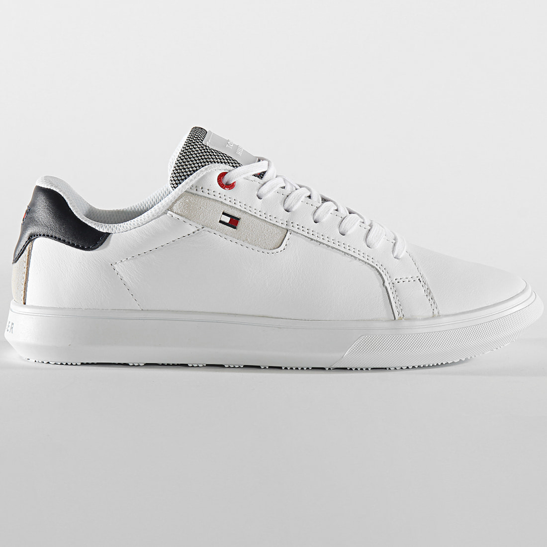 basket blanche tommy
