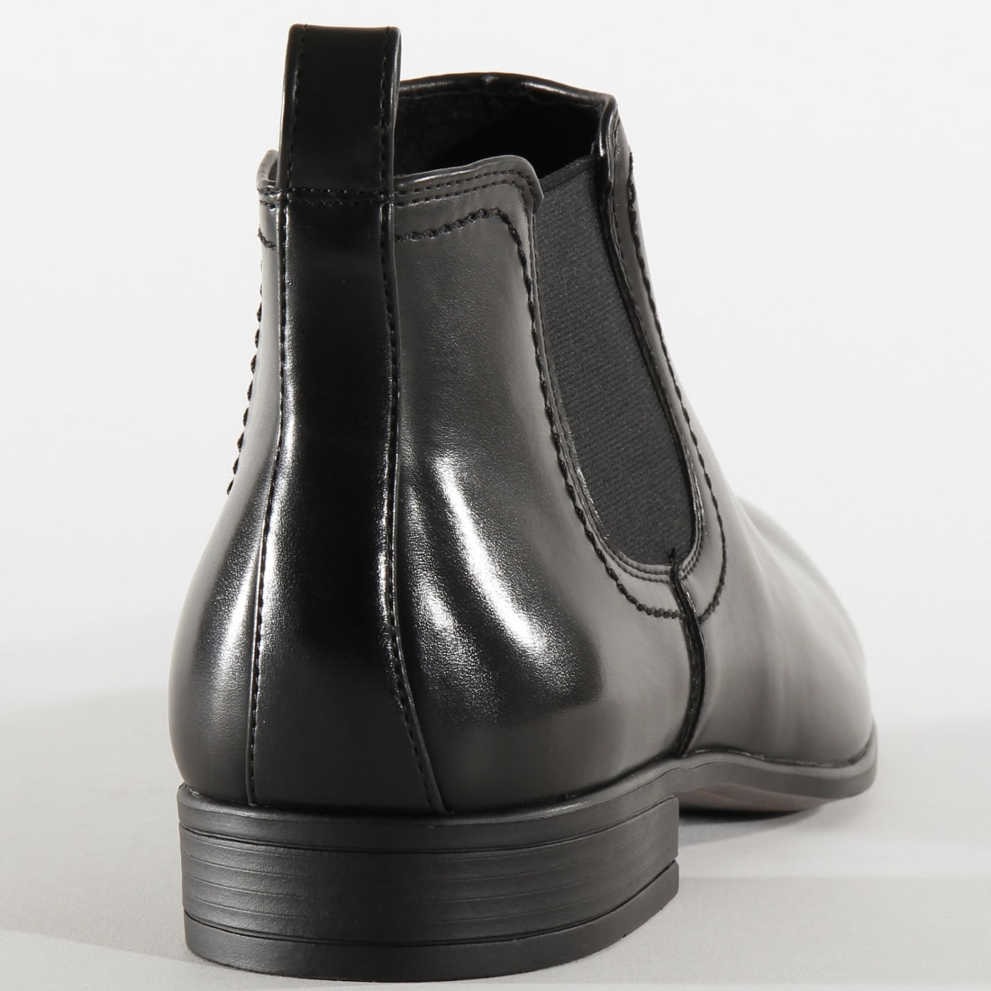 women's classic chelsea boots