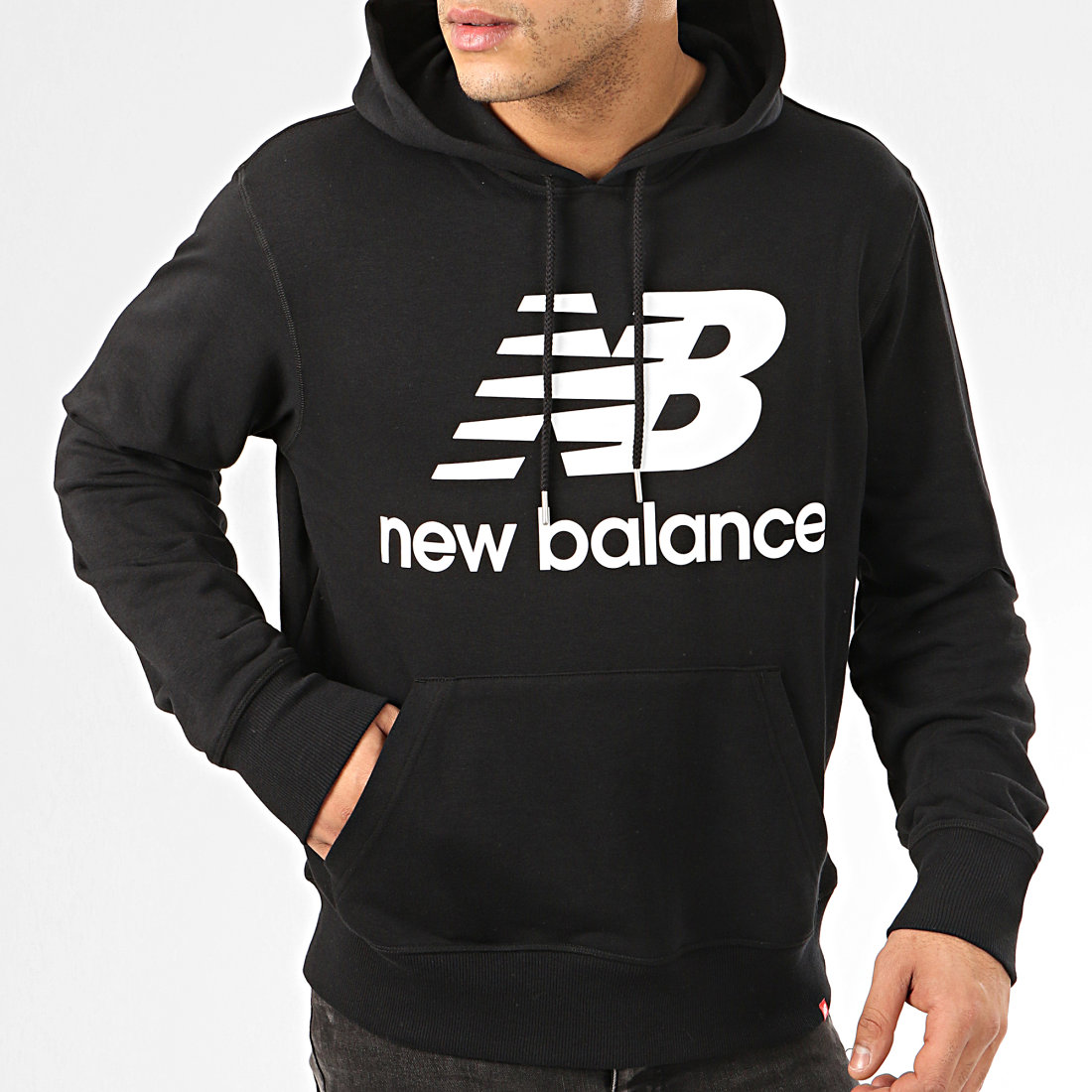 New Balance Sweat Capuche Essential Stacked Logo MT91547 Noir