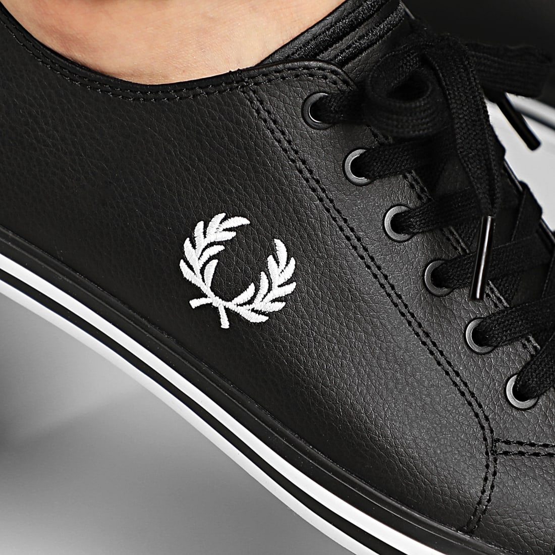 fred perry kingston black leather
