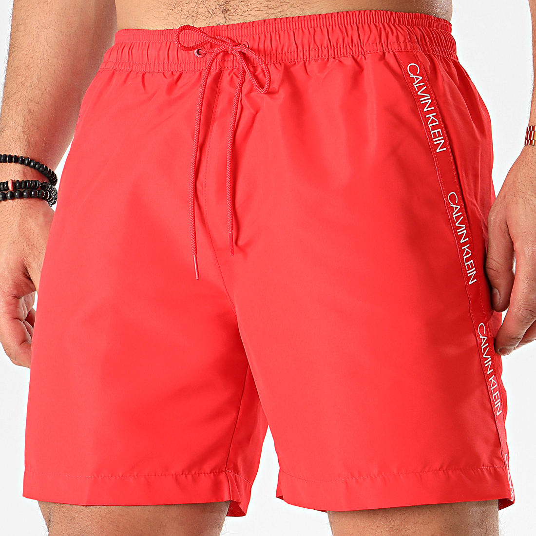 short calvin klein rouge