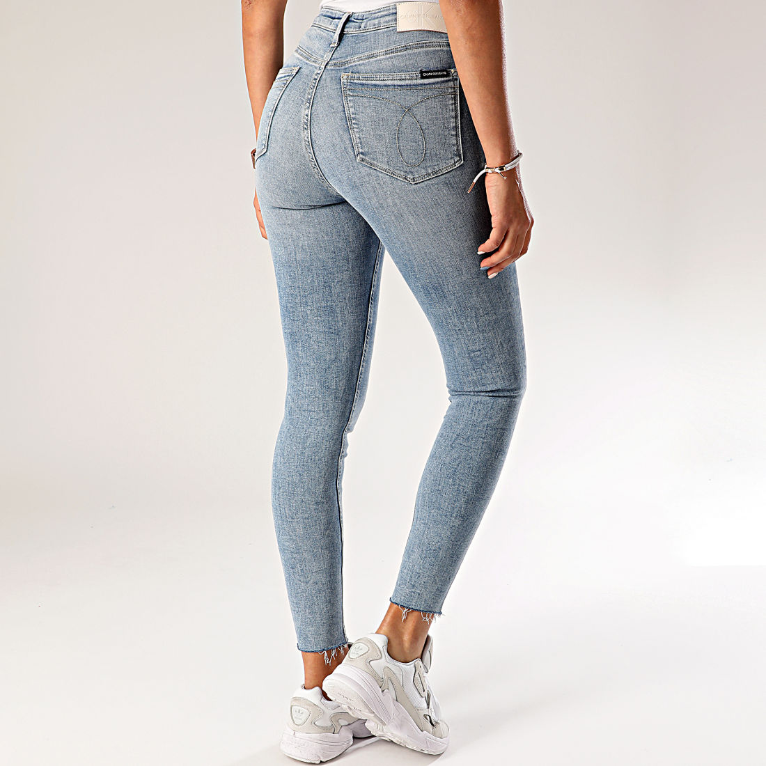 Calvin Klein Jean Femme Super Skinny 3864 Bleu Wash Calvin Klein Jean Femme Super Skinny 3864 Bleu Wash
