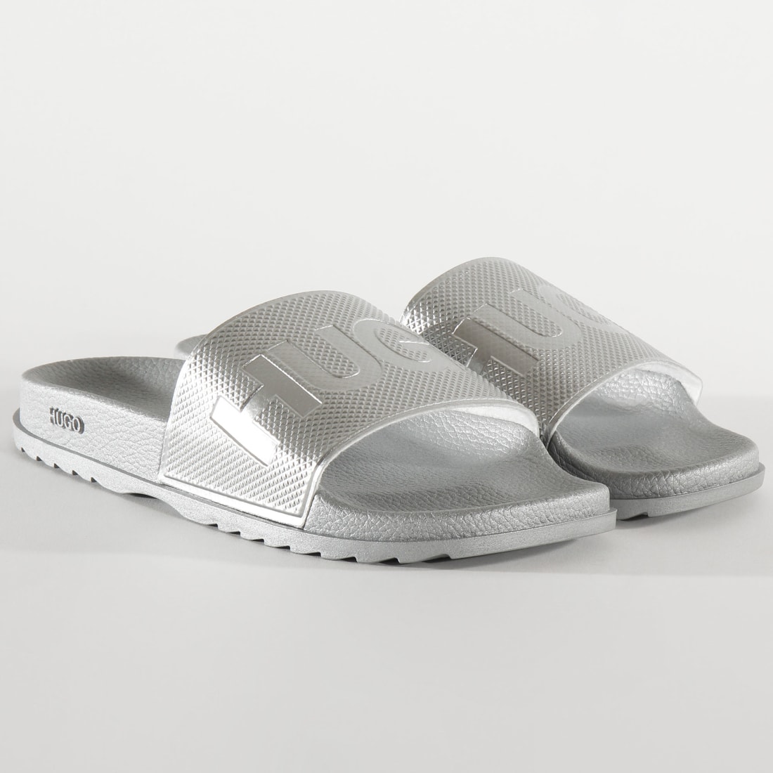 claquette hugo boss bebe