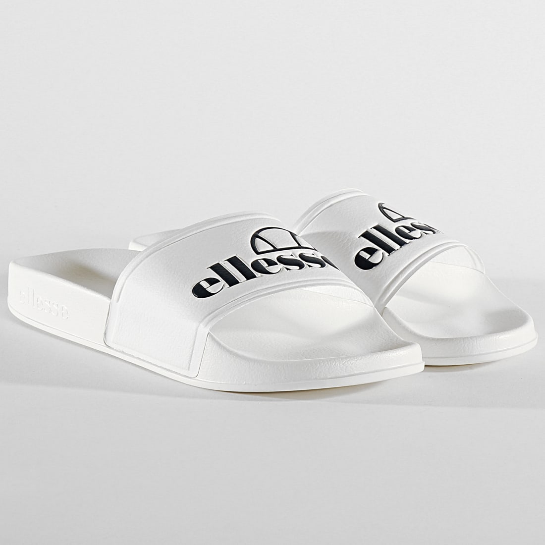 claquette ellesse blanche