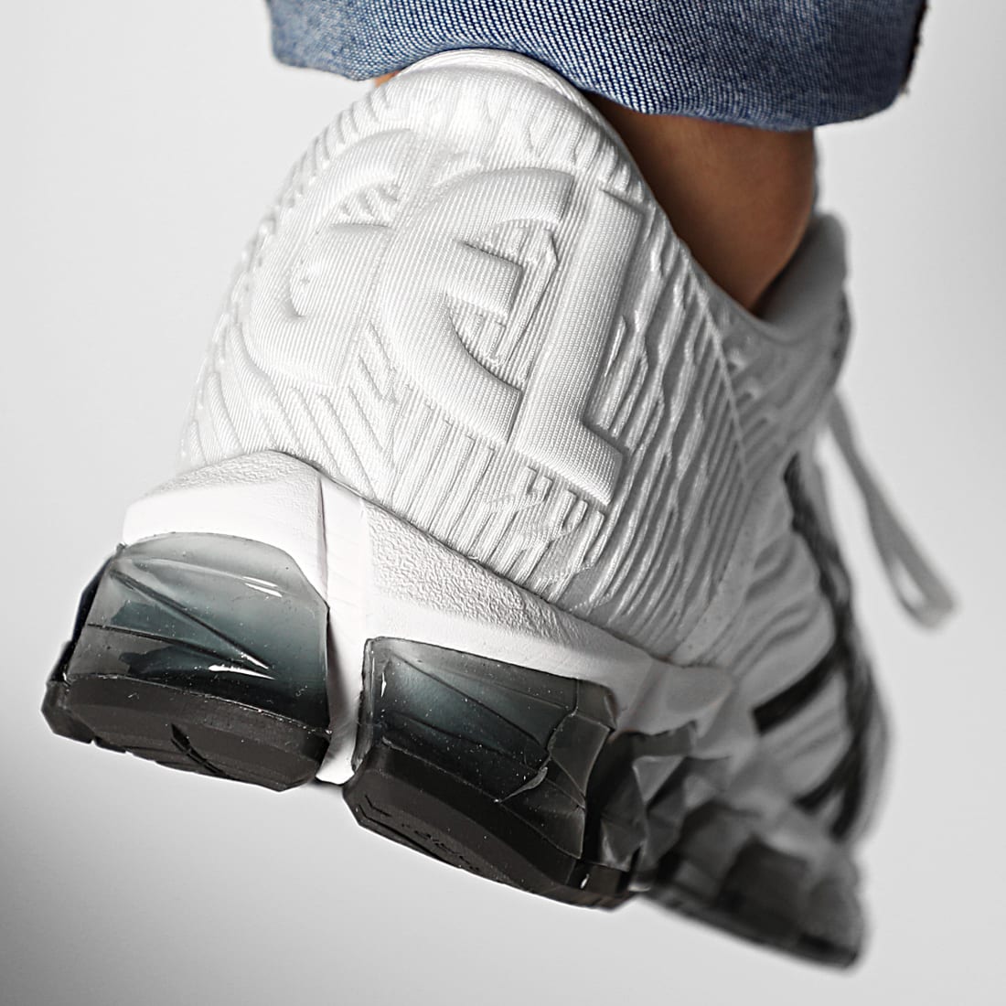 baskets gel quantum 360 5 1021a113 white black