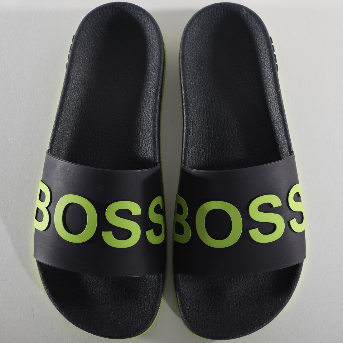 claquette bebe hugo boss